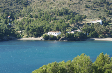 Panorámica del Valle Montjoi, uno de los parajes más protegidos y emblemáticos del Cap de Creus (Girona). En este lugar está previsto ampliar el restaurante El Bulli para convertirlo en museo (foto: Hugo Pardo Kuklinski).