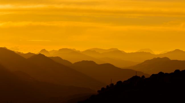 Panorámica de la Cordillera Cantábrica (foto: Jesús Fernández Carro).