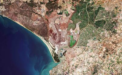Fotografía de satélite de Doñana y su entorno. Imagen de la Agencia Europea Espacial (Sentinel-2).