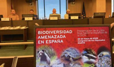 Un momento de la presentación en el Congreso de los Diputados de la Lista Roja Nacional (foto: AIZA).